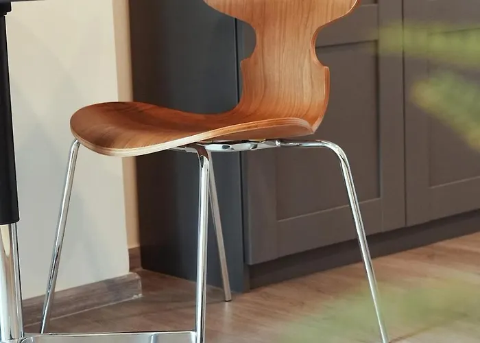 Modern 1br Walk To Bang Na Bts