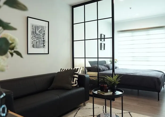 Modern 1br Walk To Bang Na Bts *
