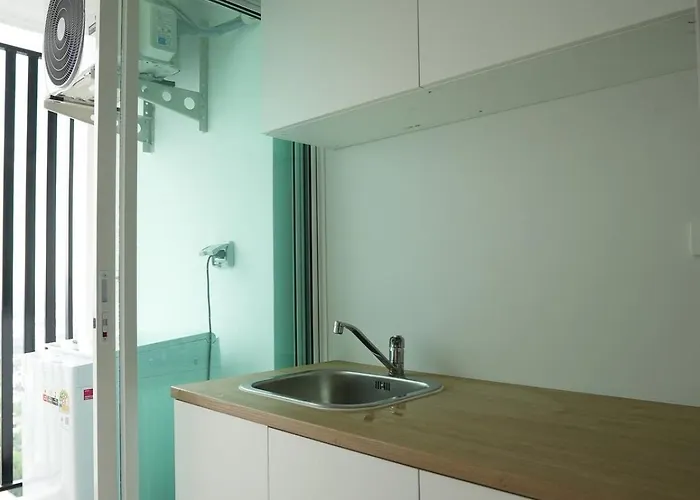 Modern 1br Walk To Bang Na Bts Bangkok