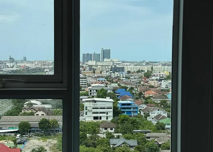 Modern 1br Walk To Bang Na Bts Lejlighed *