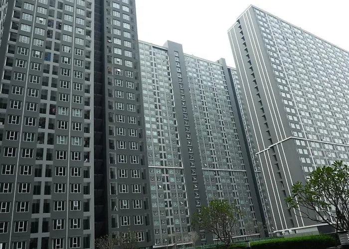 Modern 1br Walk To Bang Na Bts