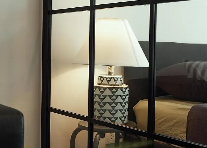Modern 1br Walk To Bang Na Bts Lejlighed Bangkok